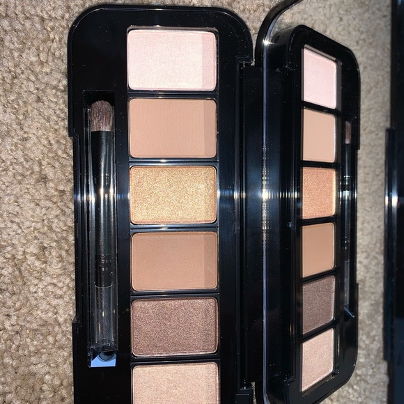 Buxom May contain Nudity Eyeshadow Palette - Picture 5 of 5
